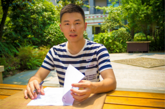 一條路走到底，用一顆創(chuàng)業(yè)赤子心來成全自己