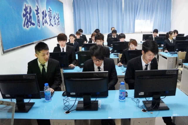 軟件開發(fā)就業(yè)前景如何？