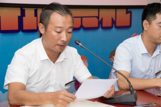 【載譽(yù)歸來】趙昌老師實(shí)至名歸榮獲“新華榮耀·桃李芬芳”獎(jiǎng)