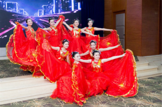 【情系教育 愛在新華 從心出發(fā)】四川新華隆重慶祝第34個(gè)教師節(jié)