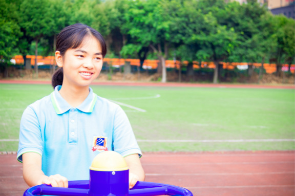 朝前看，看自己，也是風(fēng)景