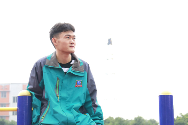 爸媽，請(qǐng)?jiān)俣嘟o我一點(diǎn)時(shí)間——追夢(mèng)路上 從未止步