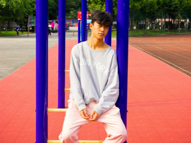 為了那一縷陽光，蛻變路上不斷努力著！