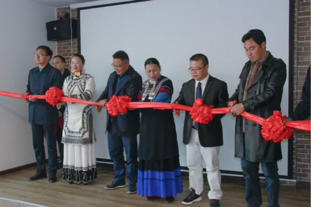 越專業(yè)越出色|沿著習總書記走過的路，助力精準扶貧