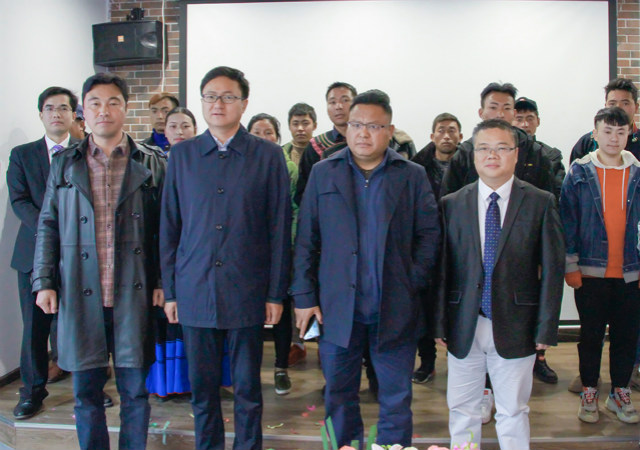 越專業(yè)越出色|沿著習總書記走過的路，助力精準扶貧