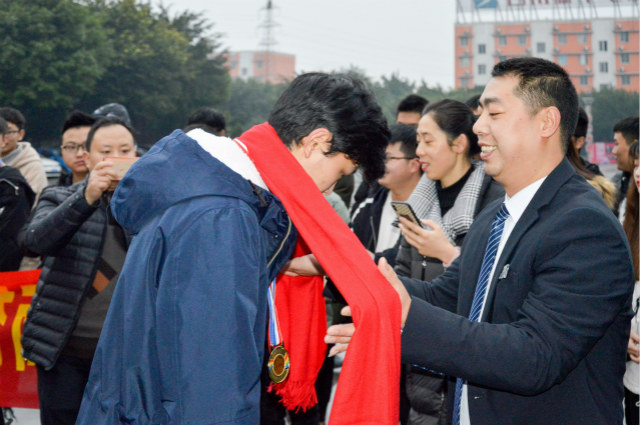 “新華·瀾庭集杯”互聯(lián)網(wǎng)職業(yè)技能大賽，四川新華斬獲多項殊榮載譽歸來！