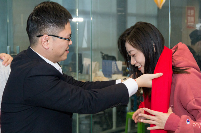 四川新華告訴你如何培養(yǎng)職場(chǎng)中的社交能力