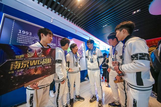 “新華互聯(lián)網(wǎng)杯”XCG英雄聯(lián)盟爭(zhēng)霸賽全國(guó)總決賽全面出擊！