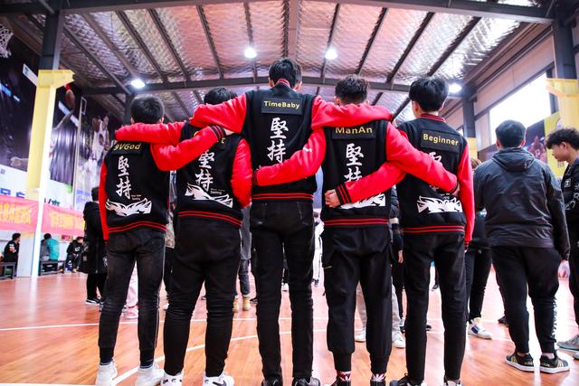 理實(shí)結(jié)合，新華學(xué)子展現(xiàn)專業(yè)電競(jìng)風(fēng)采！