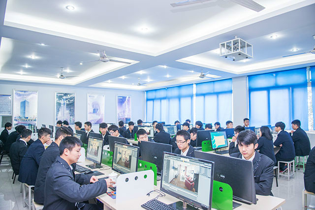 打工返鄉(xiāng)學(xué)什么技術(shù)好？去新華學(xué)電腦怎么樣？工資高嗎？