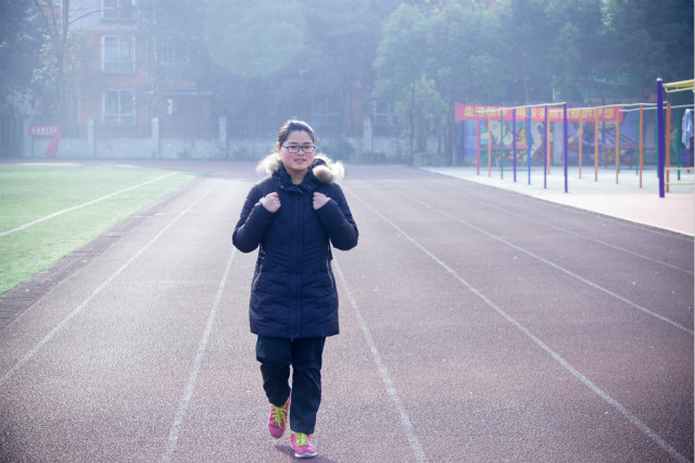 新生證言|唐琴：逆光前行的女孩，夢(mèng)想不留遺憾！