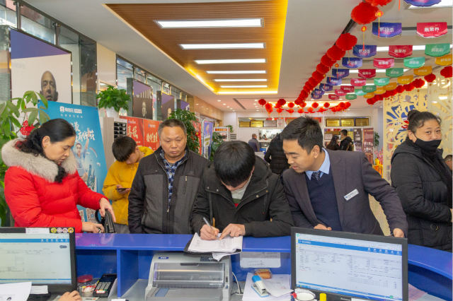 四川新華春季招生火熱進行中！搶占好專業(yè)拼人品的時候到啦！