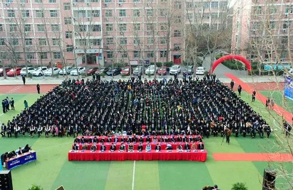 “職業(yè)教育就是就業(yè)教育”,新華“搶人大戰(zhàn)”即將開(kāi)啟