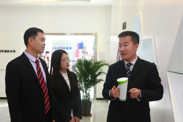 畢業(yè)即就業(yè)！AI時代的互聯網職業(yè)教育