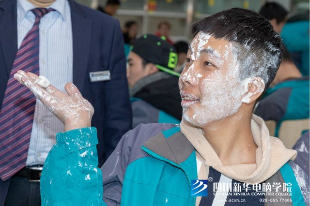 團團圓圓慶元宵，四川新華玩出新花樣