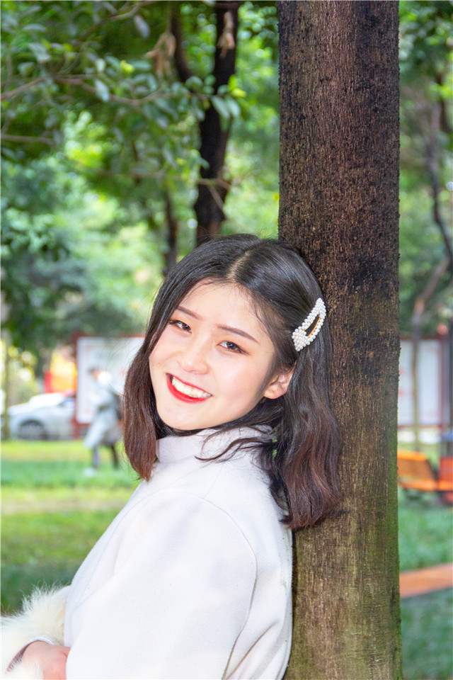 #三月女人天，陽(yáng)光少女節(jié)#為你歡喜的她投上一票