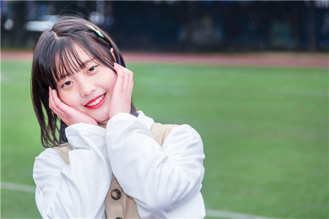 #三月女人天，陽(yáng)光少女節(jié)#為你歡喜的她投上一票