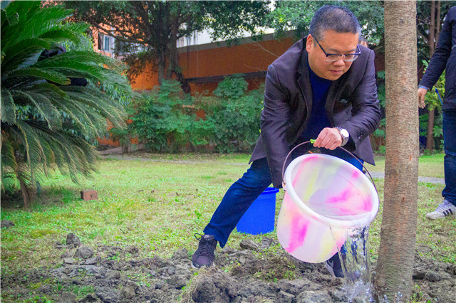 植樹節(jié)，在夢想的地方栽下希望的綠色！