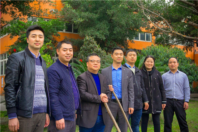 植樹節(jié)，在夢想的地方栽下希望的綠色！