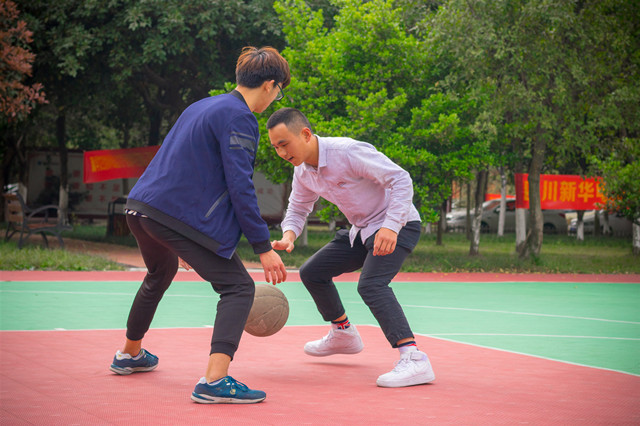 高中輟學(xué)，看“職場(chǎng)小白”如何“技能在手，天下可走”