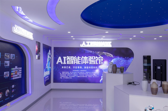 我想高薪就業(yè)，零基礎(chǔ)的初中生現(xiàn)在學(xué)還晚不晚？