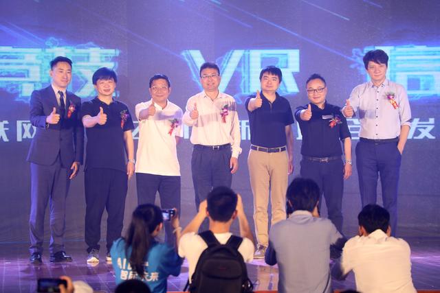 成長(zhǎng)的力量：新華互聯(lián)網(wǎng)科技發(fā)展變遷