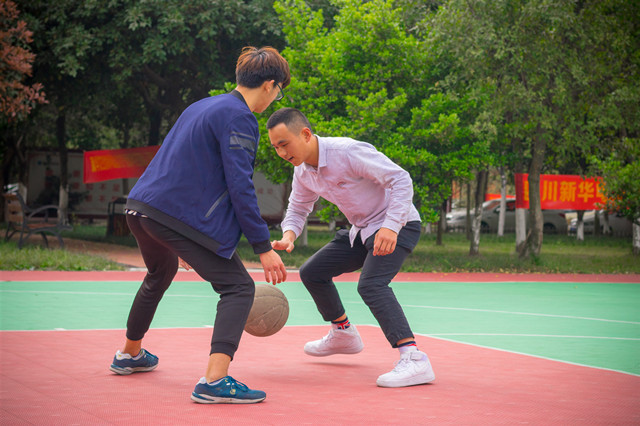 打工太辛苦，選擇新華學技能，命運能否改變？