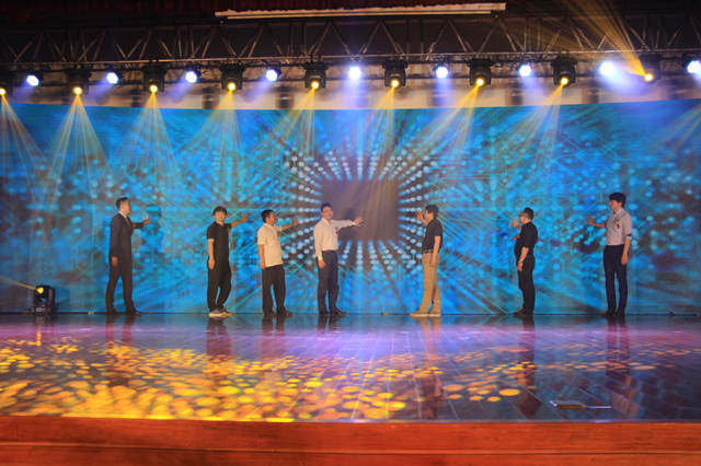  新華互聯(lián)網(wǎng)科技引導(dǎo)當(dāng)代互聯(lián)網(wǎng)職業(yè)教育升級(jí)與變革