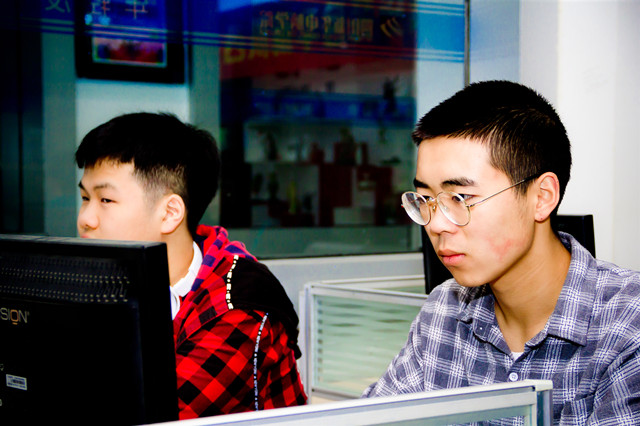 新生故事|唐龍吉 走出陰霾，相信不遠處就有勝利的曙光