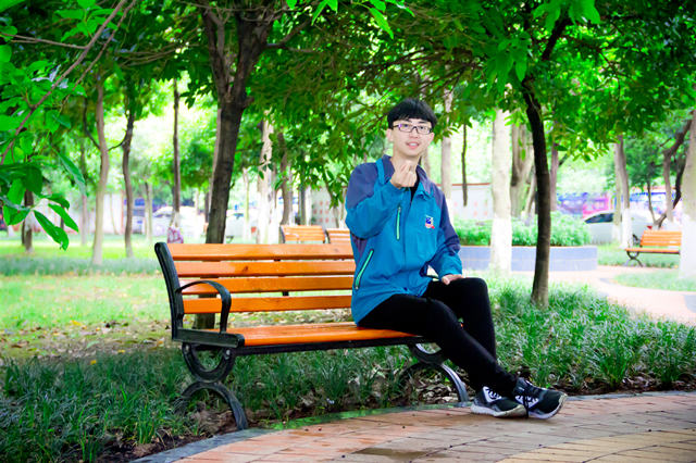 涅槃重生，工作兩年后，選擇新華重新出發(fā)