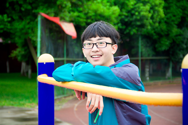 涅槃重生，工作兩年后，選擇新華重新出發(fā)