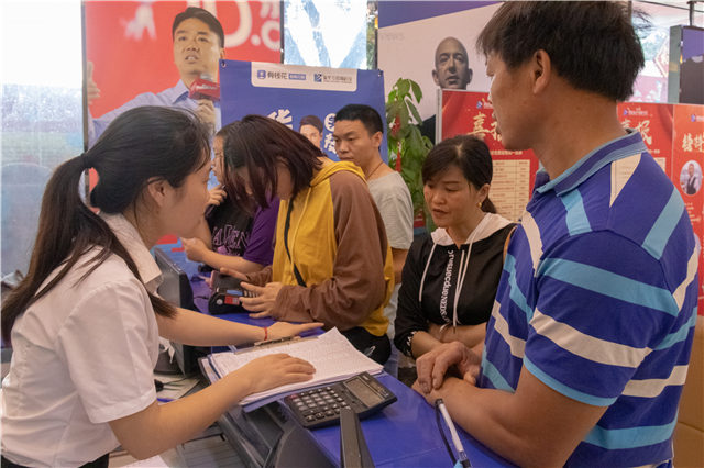 高中畢業(yè)學(xué)什么好？來(lái)新華技能+學(xué)歷雙保障