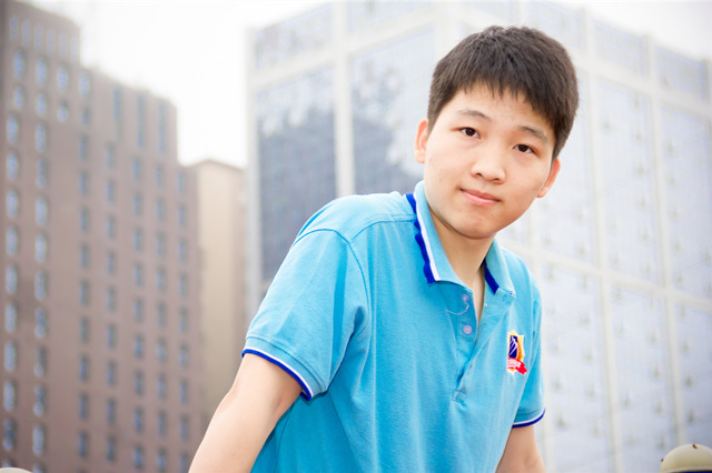 高中畢業(yè)學(xué)什么有前途？做互聯(lián)網(wǎng)時代的白領(lǐng)！