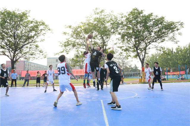 【媒體關(guān)注】新華繽紛校園生活 寓教于樂(lè)