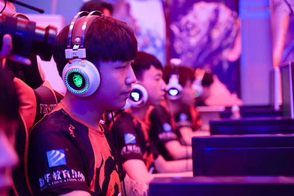 AMD2019EEST全國總決賽即將開啟 新華學(xué)子將赴上海參賽