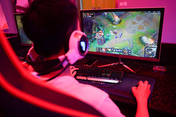 AMD2019EEST全國總決賽即將開啟 新華學(xué)子將赴上海參賽