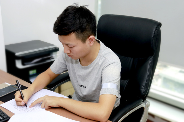 就業(yè)學子——杜亞林