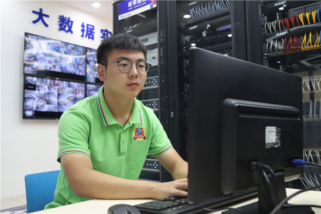 讓蝴蝶飛過滄?！殬I(yè)教育在關(guān)懷中演繹精彩