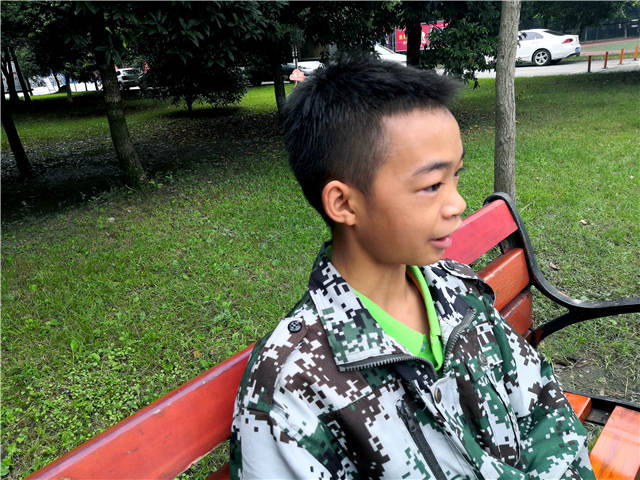 新生故事|不向生活低頭，我來新華證明自己 