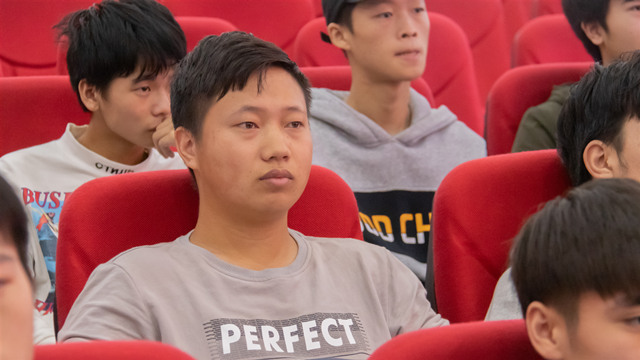 智聯(lián)大咖走進(jìn)四川新華：2019互聯(lián)網(wǎng)人才就業(yè)前景大好！