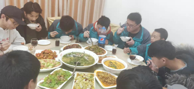 “獎(jiǎng)助勤勉”新華關(guān)愛，讓你的技能夢飛得更遠(yuǎn)