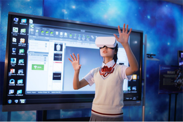 【媒體關(guān)注】女生學(xué)什么專業(yè)有前途?