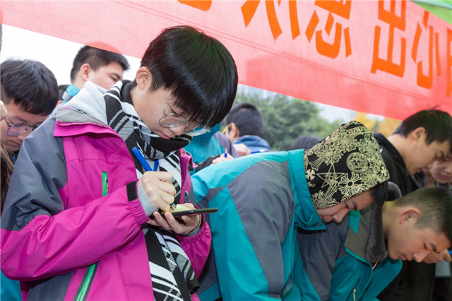 【媒體關(guān)注】新華德育教育，讓品德成就美好