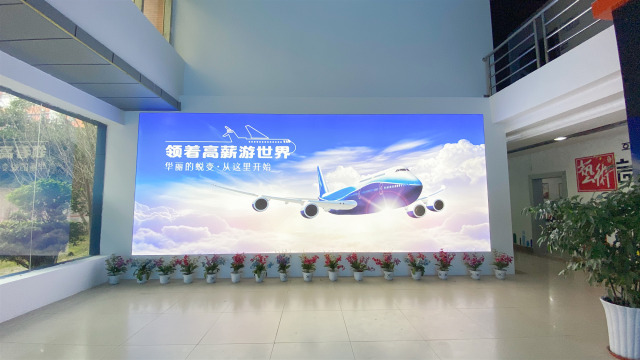 學(xué)互聯(lián)網(wǎng)技術(shù)為什么選擇四川新華！