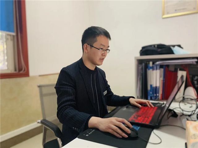 開學(xué)倒計(jì)時(shí)，四川新華準(zhǔn)備好了！