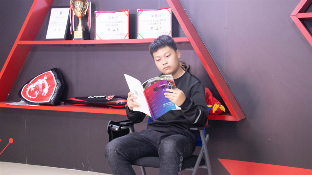 選擇新華，遇見更優(yōu)秀的自己