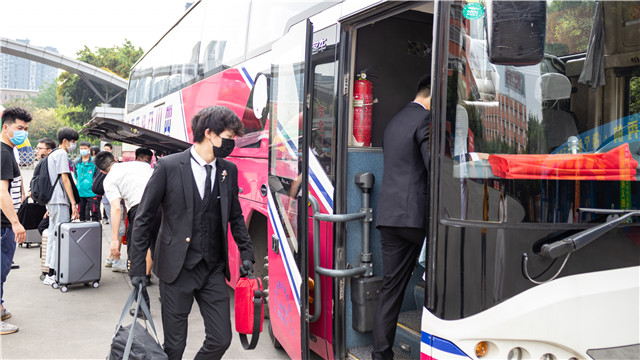 闊別母校，我們滿意就業(yè)啦！