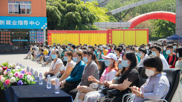 母親節(jié)：人生的舞臺(tái)上，母愛(ài)從不缺席