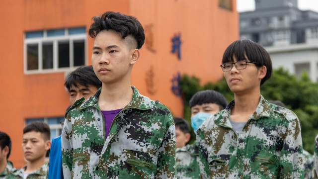 新生的第一課，軍訓(xùn)生活打響了新生活的第一槍！