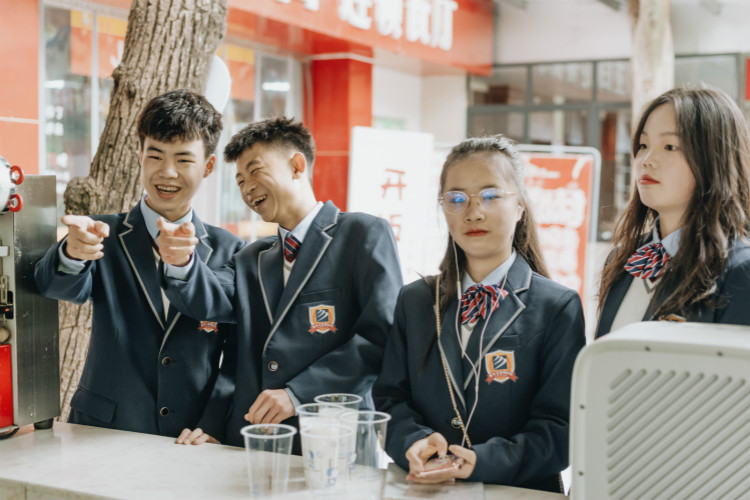 新華專業(yè)說——新華VR環(huán)境藝術(shù)專業(yè)，到底是個(gè)怎樣的專業(yè)？